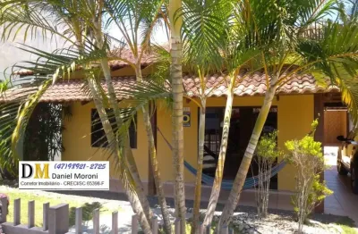Casa com 3 quartos à venda no Ubatuba, São Francisco do Sul 