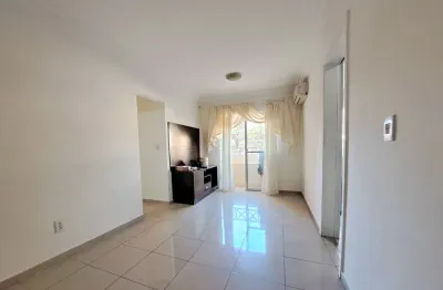 Apartamento em águas claras, 3 quartos sendo 1 suíte, armários planejados, ar condicionado, vista livre, nascente, área de lazer, próximo comercio e metrô.