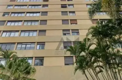 Apartamento mobiliado de 3 dormitórios (1 suíte), 3 banheiros, 2 vagas de garagem fixa, localização privilegiada.