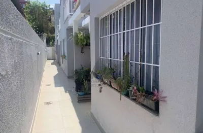Sobrado com 2 dormitórios à venda, 70 m² por r$ 310.000,00 - vila brasileira - mogi das cruzes/sp