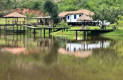 Chácara / sítio com 3 quartos à venda no Centro, Mercês 