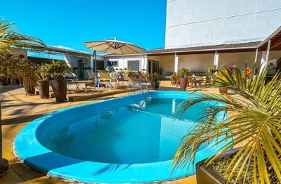 Casa linear no aeroporto com 3 quartos, área de lazer completa!