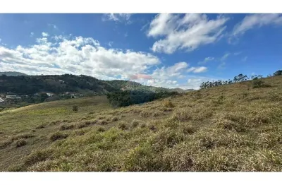 Terreno à venda no Valadares, Juiz de Fora 