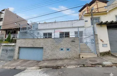Casa com 3 quartos à venda na Rua Professor Gerardo Marini, 231, Grajaú, Juiz de Fora