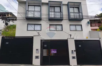 Casa com 3 quartos à venda na Rua B, 34, São Pedro, Juiz de Fora