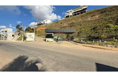 Terreno à Venda no Condomínio Via do Sol – Bairro Santos Dumont