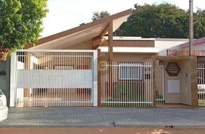 Casa com 2 quartos à venda na Vila Industrial, Toledo 