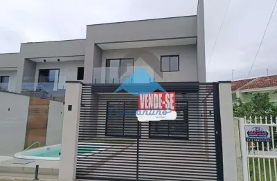 Sobrado novo de alto padrão com piscina, 3 quartos e 1 suíte no centro de guaratuba-pr!