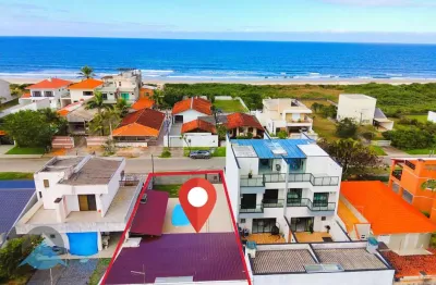 Casa à venda em guaratuba-pr, bairro coroados: 3 quartos, 1 suíte, 2 banheiros, 130m². piscina a 50m do mar! aproveite!