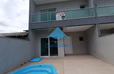 Otimo sobrado a venda em guaratuba com piscina e 3 quartos (sendo uma suite)  banheiros e cozinha ja com moveis planejados