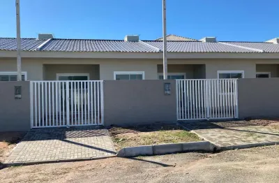 Casa à venda em guaratuba-pr: 2 quartos, 1 suíte, 1 sala, 2 banheiros, 1 vaga, 64m² -