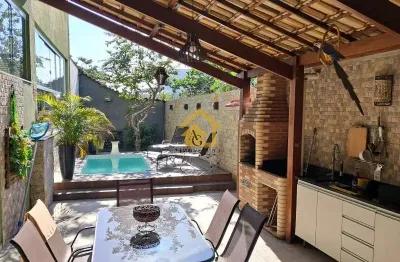 Casa dos sonhos no jardim carioca! viva em um paraíso urbano, com 3 quartos, piscina e placas solares. venha conferir!