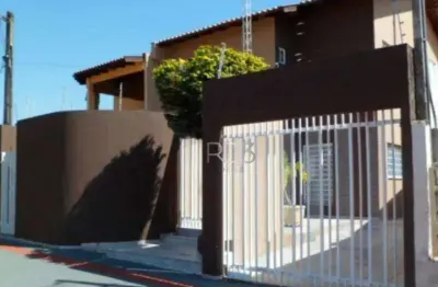 Casa com 3 dormitórios à venda, 144 m² por r$ 740.000,00 - jardim belo horizonte - londrina/pr