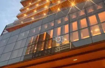 Luxo e exclusividade num dos projetos mais exuberantes da cidade para venda ou locação.