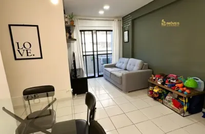 Apartamento reformado,  suite master com closet, sala ampla, varanda, cozinha planejada e condomínio com lazer de clube e segurança 24 horas