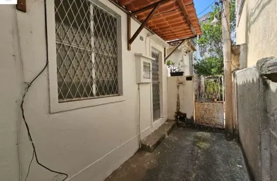 Casa em condomínio fechado com 1 quarto para alugar na avenida dom hélder câmara, 9976, cascadura, rio de janeiro, 45 m2 por r$ 850