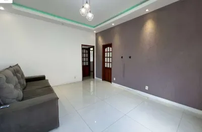 Apartamento com 2 quartos à venda na rua das tulipas, 80, vila valqueire, rio de janeiro, 60 m2 por r$ 275.000