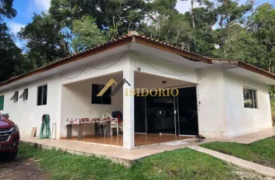 Excelente chácara!!! 06 qtos., 02 casas, 02 tanques para peixe.