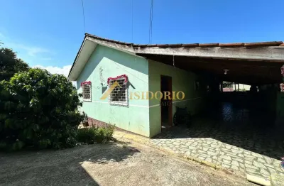 Bela casa! 360m² de área total, aceita permuta, bem localizado