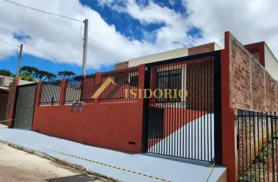 Bela casa!!! 03 qtos., acabamento impecável, pé direito duplo