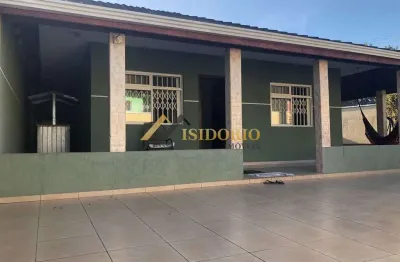 Casa de esquina, excelente localização no atuba!! 03 quartos!