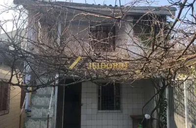 Ótima casa! 255m² de área , 03 qtos., suíte, sacada, churras