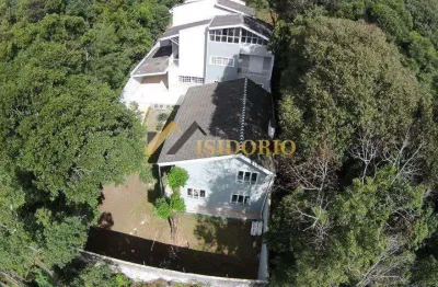 Triplex semi-mobiliado em sta felicidade, 4 dorms/2ste, 4 gar