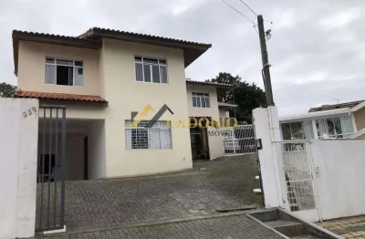 Sobrado de condomínio santa cândida! 03 quartos, churrasq. 90m2