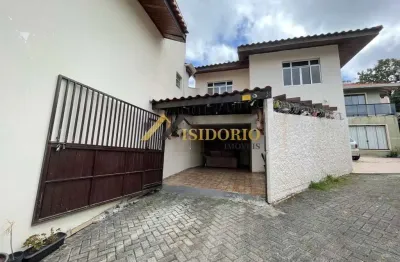 Sobrado de condomínio santa cândida! 03 quartos, churrasq. 90m2