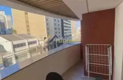 Apartamento mobiliado no centro! 1 quarto, sacada e elevador!