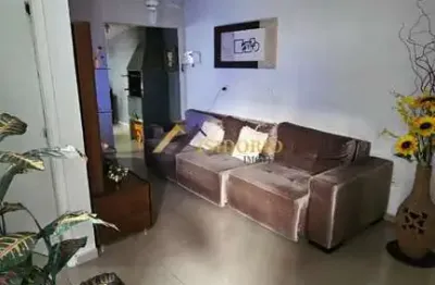 Casa no ganchinho! 02 quartos, churrasqueira, 02 garagem!!