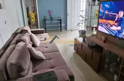 Casa no ganchinho! 02 quartos, churrasqueira, 02 garagem!!