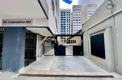 Apartamento no centro de curitiba! andar alto, garagem coberta