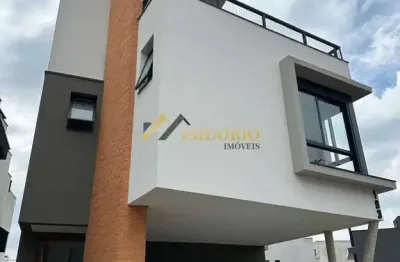 Sobrado de condomínio! 03 quartos, 1 suíte, espaço gourmet!!!