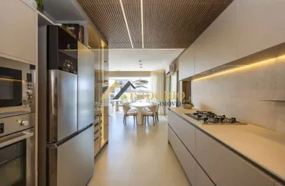 Cobertura no juvevê! 03 suítes, sacada, piscina, 03 vagas!!!