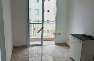 Apartamento no tingui! 02 quartos, sacada, garagem coberta