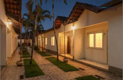 Casa térrea em village com 2 quartos, 55m² por r$ 450.000 - maitinga - bertioga/sp