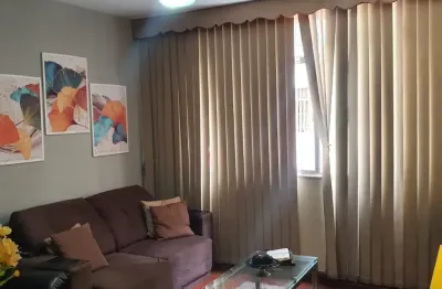 Apartamento no ingá , próximo à rua paulo ales: reformado,2 quartos com vaga.condomínio acessível.