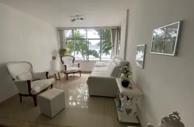 Apartamento de 3 quartos sendo 2 suítes com vista para o mar e1 vaga.