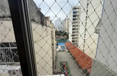 Ingá:2 quartos com suíte e 1 vaga.Rua nobre prédio com m piscina
