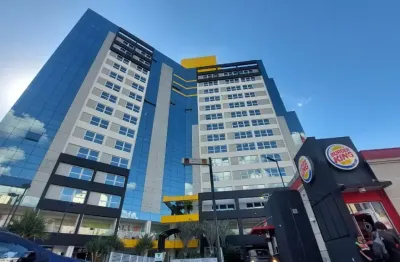 Sala comercial para locação com 25m², 1 banheiro e 1 vaga