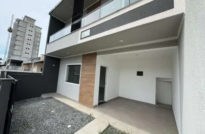 Casa para venda em balneário piçarras, itacolomi, 3 dormitórios, 1 suíte, 3 banheiros, 1 vaga