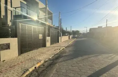 Casa para venda em balneário piçarras, itacolomi, 3 dormitórios, 2 suítes, 3 banheiros, 1 vaga