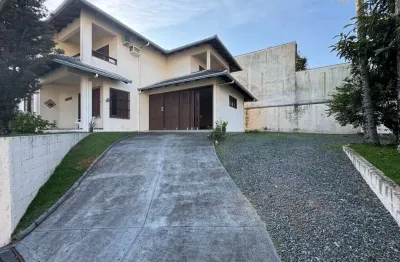 Casa para venda em balneário piçarras, centro, 3 dormitórios, 3 suítes, 3 banheiros, 2 vagas
