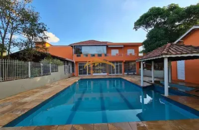 Chácara a venda , campinas, com 6 dormitórios, sendo 3 suíte, área com churrasqueira, piscina, pomar , area verde.