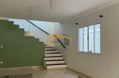 Sobrado a venda, jardim d'abril, osasco, com 3 dormitórios sendo 3 suítes, quintal com churrasqueira, 2 vagas de garagem cobertas