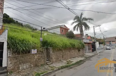 Excelente terreno próximo ao centro de carapicuiba com 1.000m² em aclive .