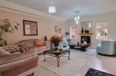 Sobrado para venda em condomínio fechado, com 4 suítes, espaço gourmet, quintal amplo, adalgisa, osasco.