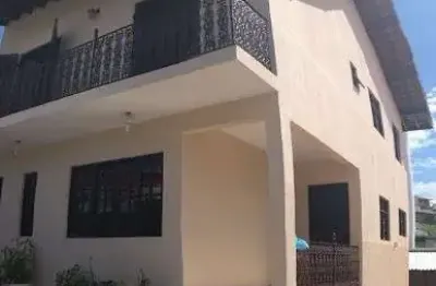 Sobrado para venda em cotia, 3 dormitórios, sendo 1 suíte, quintal com churrasqueira e edícula.