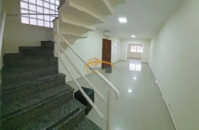 Sobrado na vila yara, osasco, 4 dormitorios, sendo 2 suítes, 6 vagas de garagem e quintal, espaço gourmet